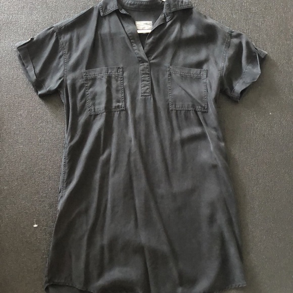 Collared Dress - Picture 2 of 4